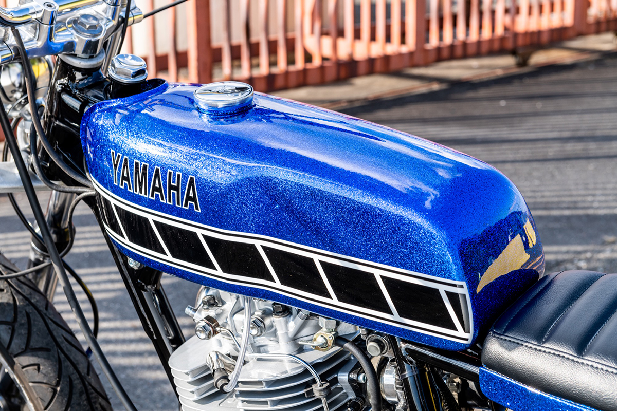 カスタムペイント